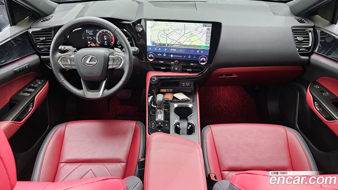 Lexus NX 2025