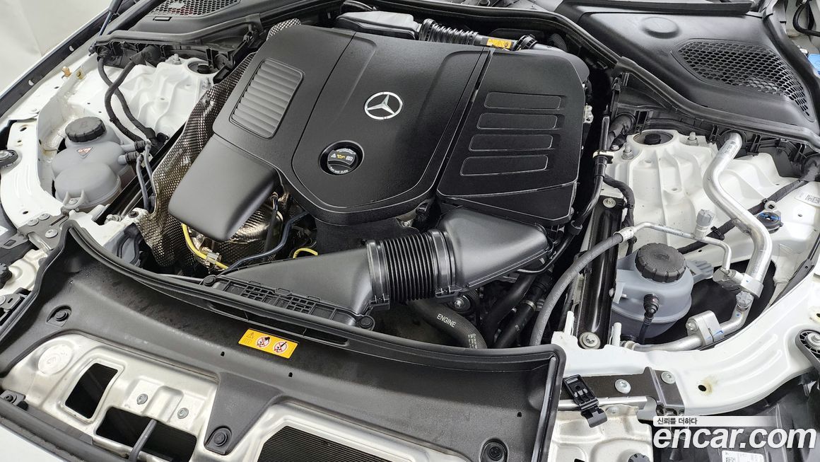 Mercedes-Benz E-Class 2025