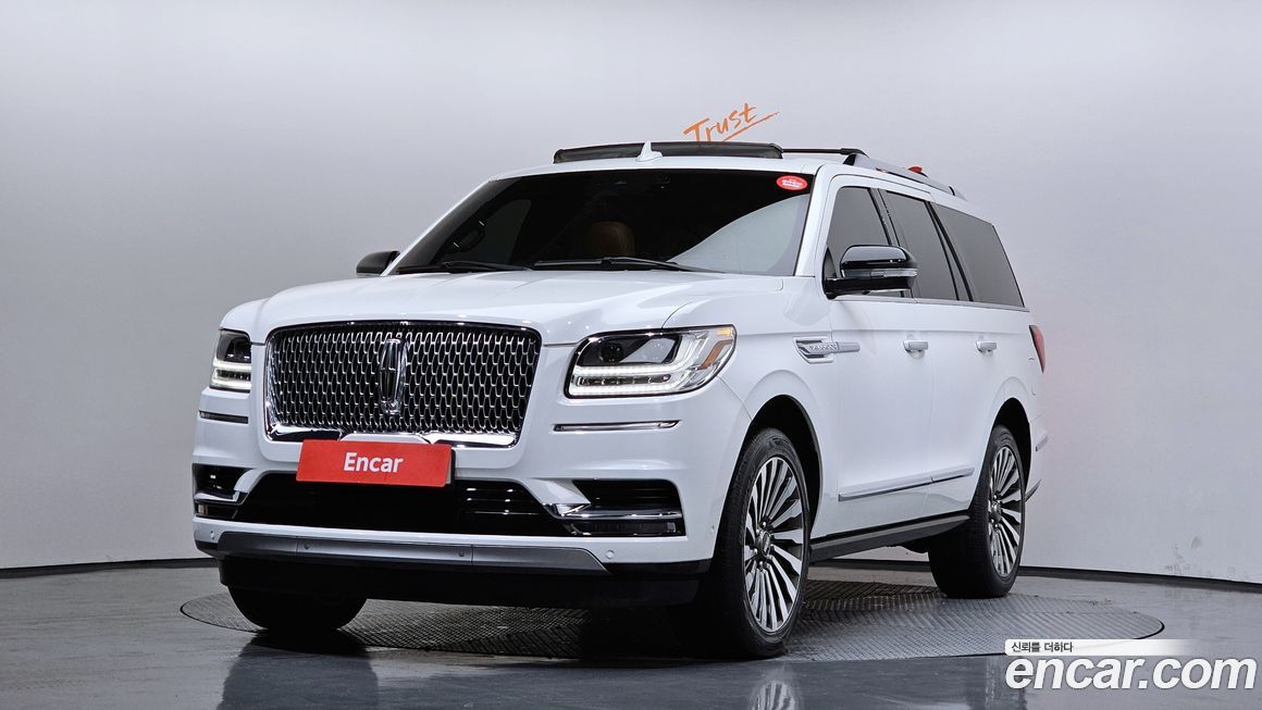 Lincoln Navigator 2021