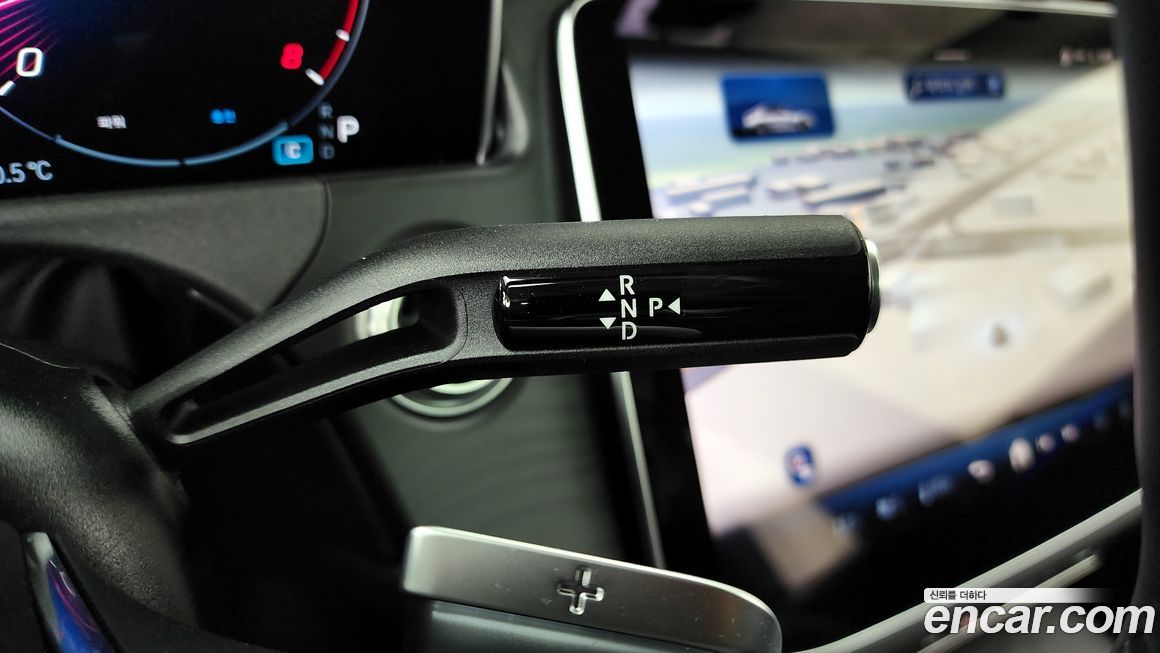 Mercedes-Benz E-Class 2025