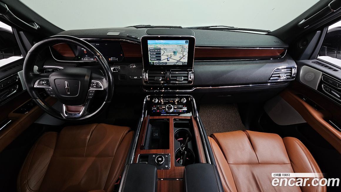 Lincoln Navigator 2021