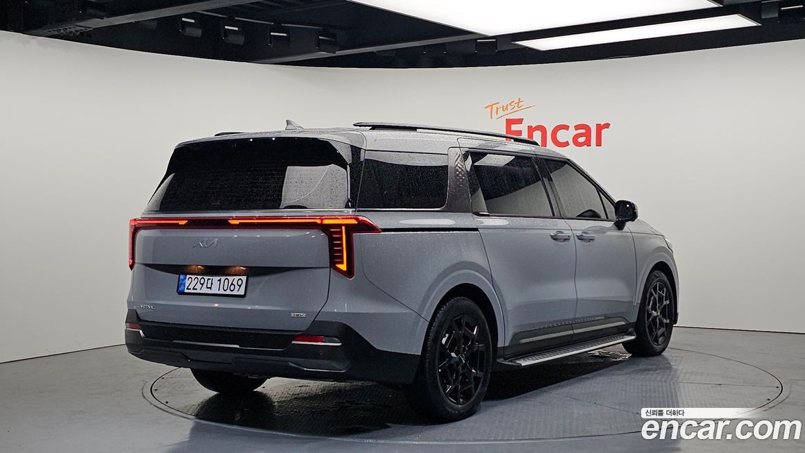 Kia Canival 2025