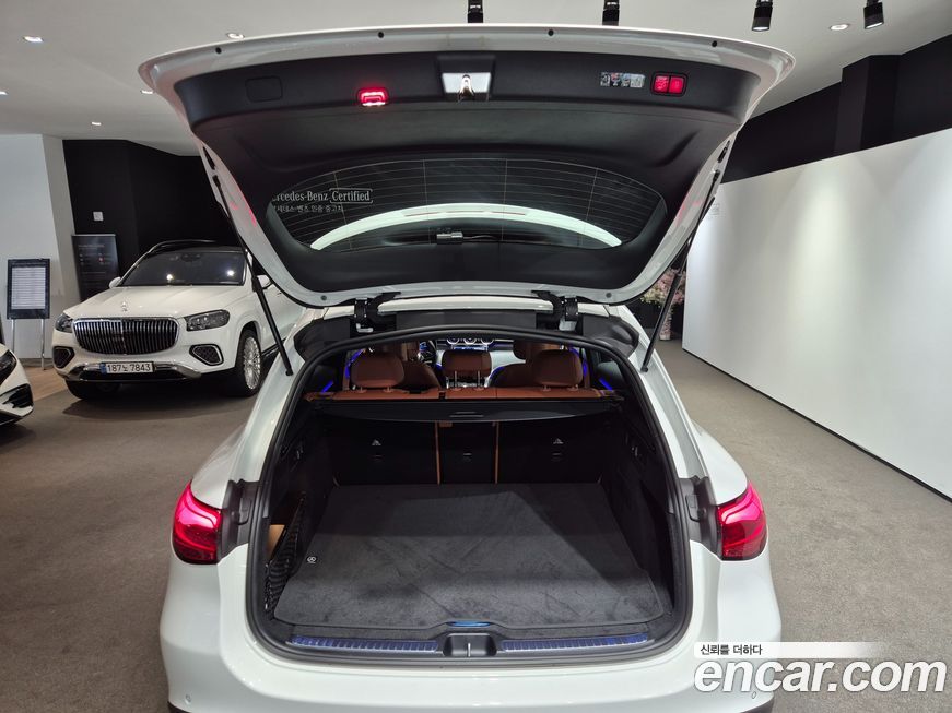 Mercedes-Benz GLC-Class 2026