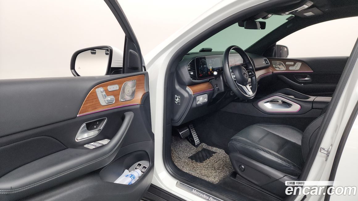 Mercedes-Benz GLE-Class 2021