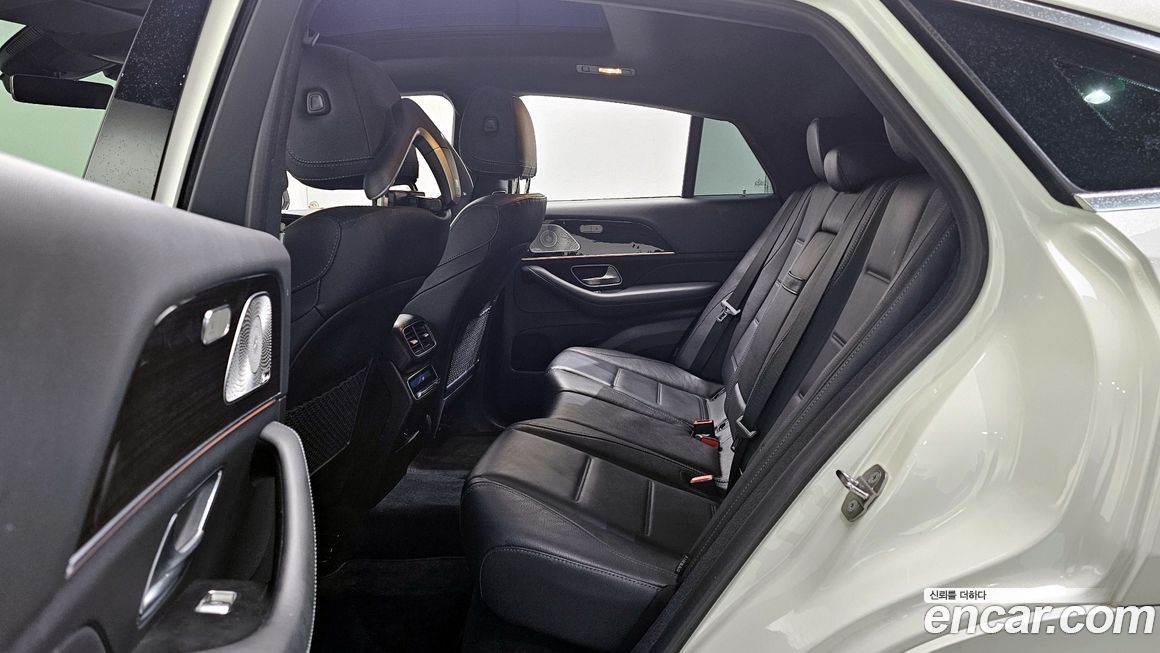 Mercedes-Benz GLE-Class 2021