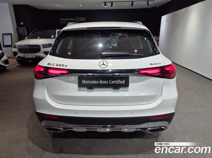 Mercedes-Benz GLC-Class 2026