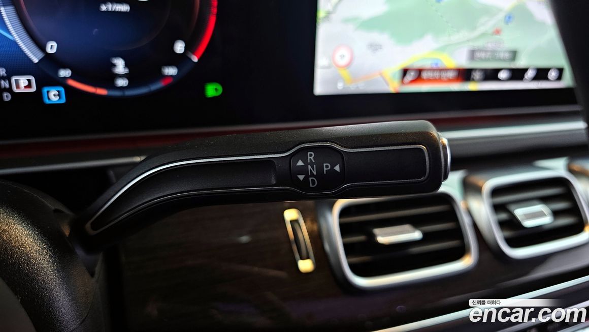 Mercedes-Benz GLE-Class 2021