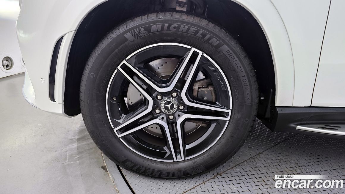 Mercedes-Benz GLE-Class 2021