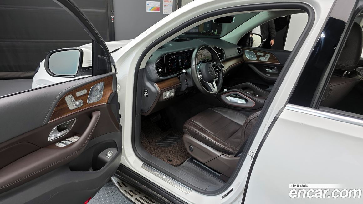 Mercedes-Benz GLE-Class 2020