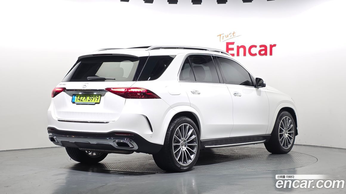 Mercedes-Benz GLE-Class 2024