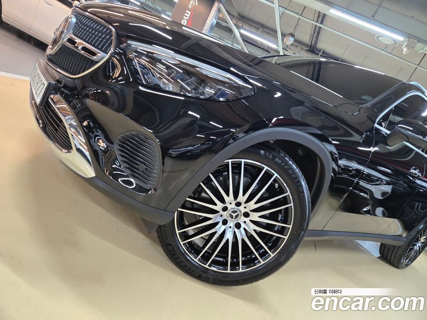 Mercedes-Benz GLC-Class 2026