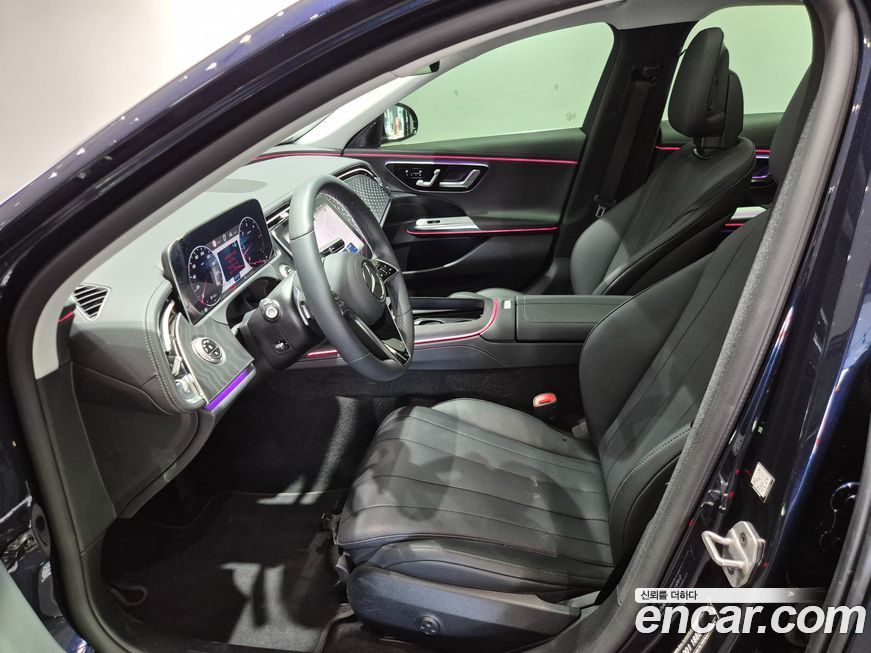 Mercedes-Benz E-Class 2025