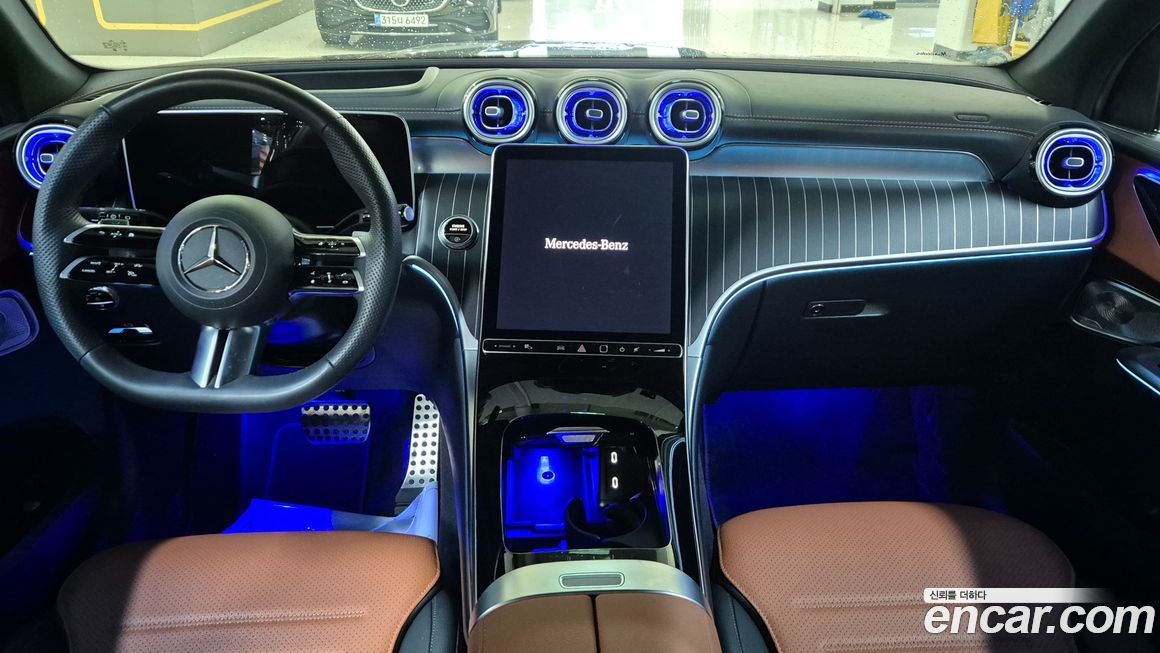 Mercedes-Benz GLC-Class 2025