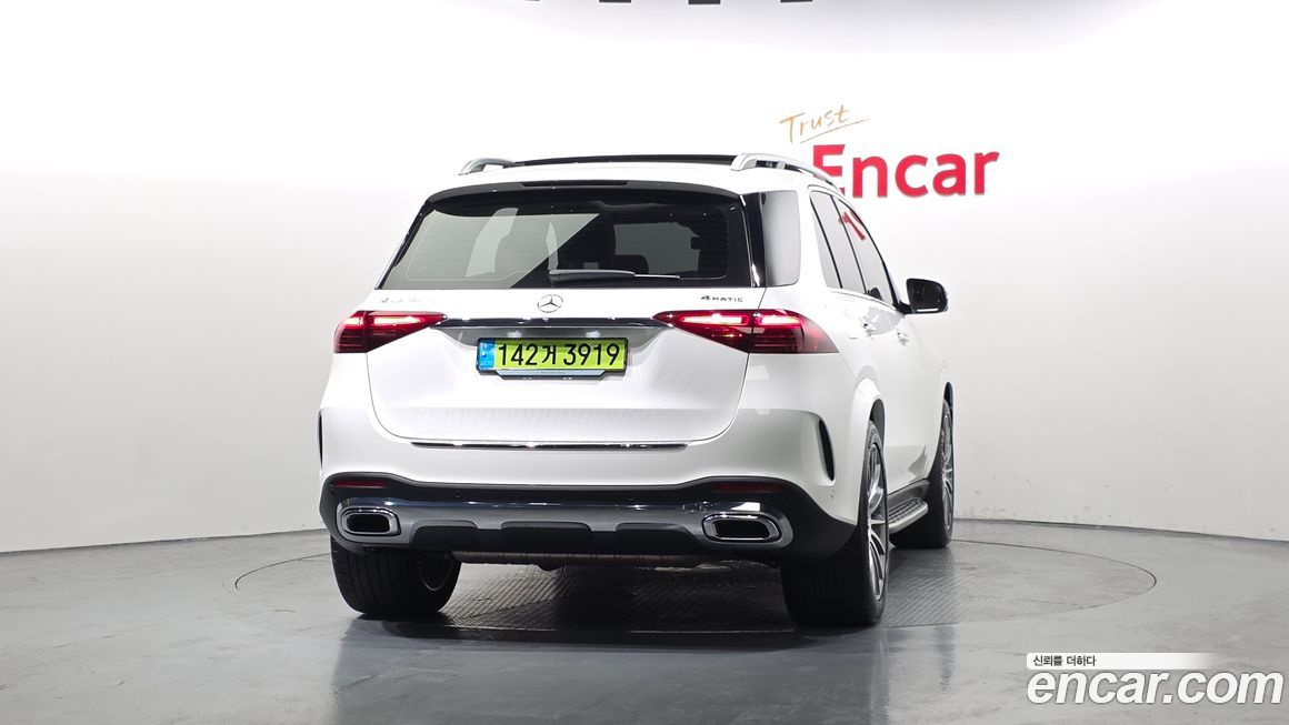 Mercedes-Benz GLE-Class 2024