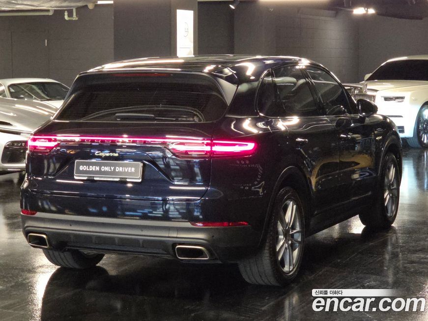 Porsche Cayenne 2021