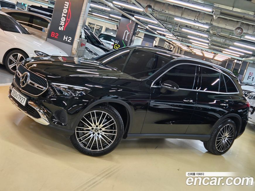 Mercedes-Benz GLC-Class 2026