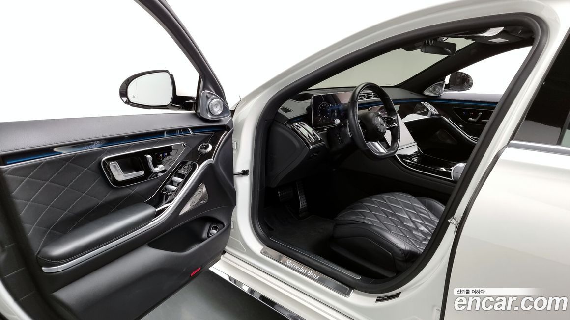 Mercedes-Benz S-Class 2021