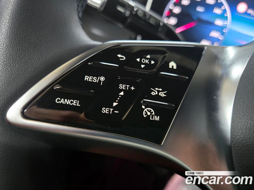 Mercedes-Benz GLC-Class 2026