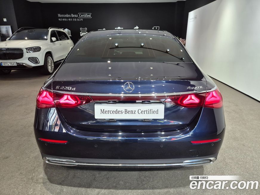 Mercedes-Benz E-Class 2025