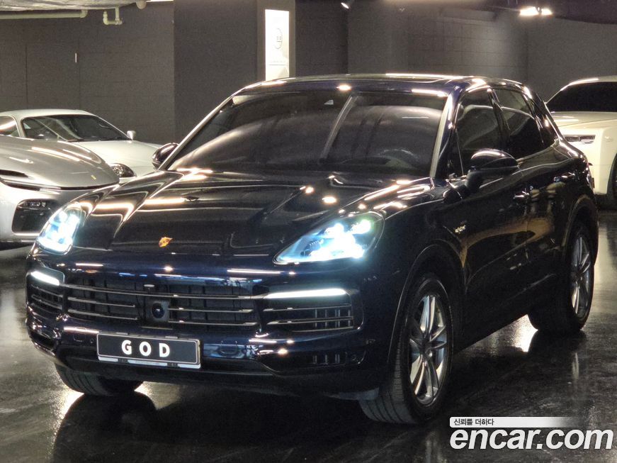 Porsche Cayenne 2021