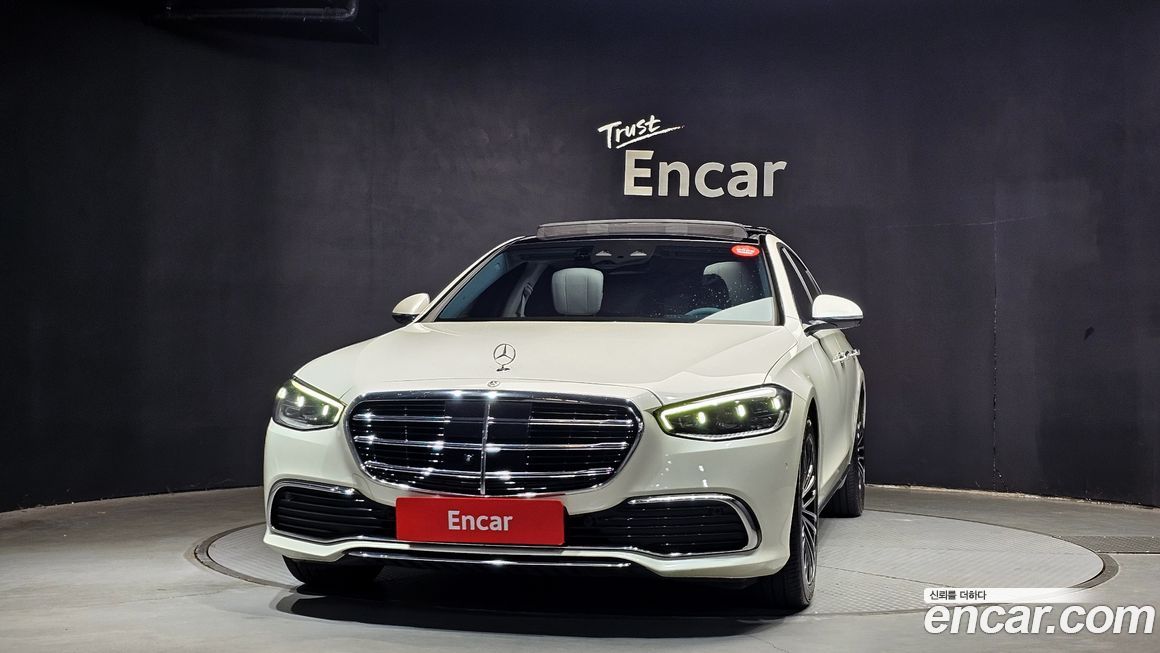 Mercedes-Benz S-Class 2022