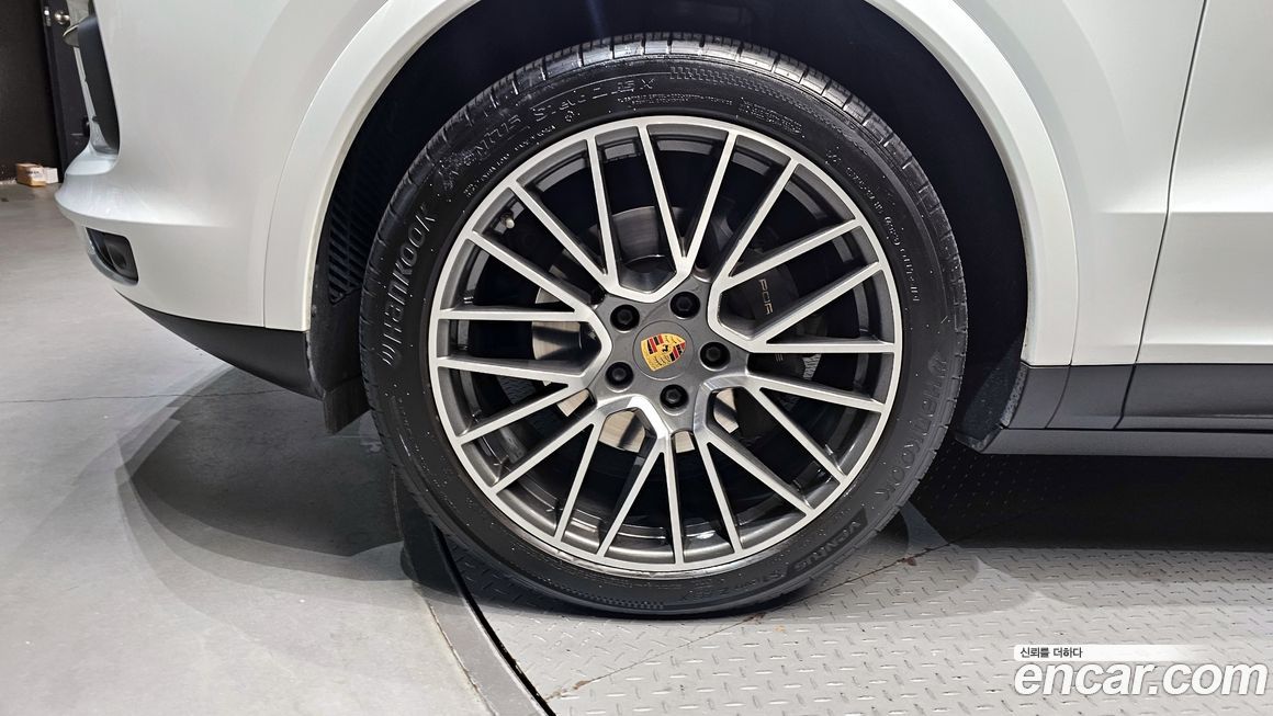 Porsche Cayenne 2020