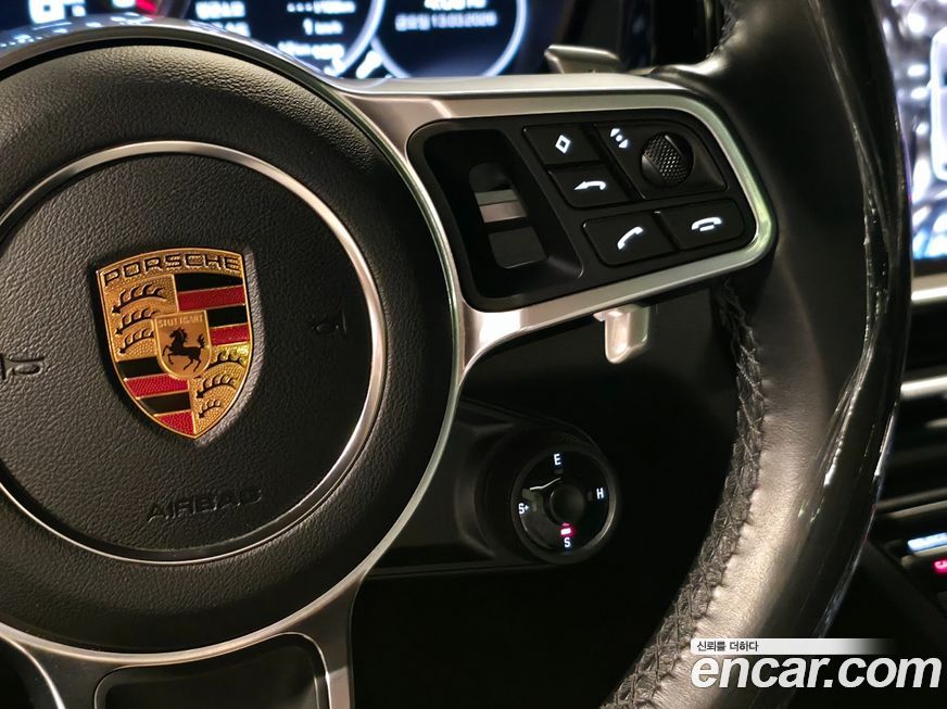 Porsche Cayenne 2021