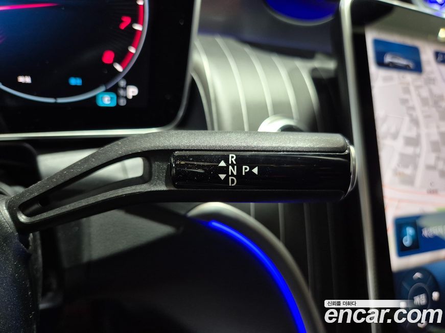 Mercedes-Benz GLC-Class 2026