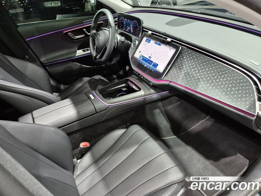 Mercedes-Benz E-Class 2025