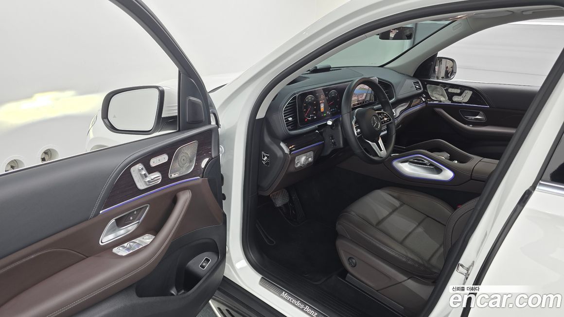 Mercedes-Benz GLE-Class 2023