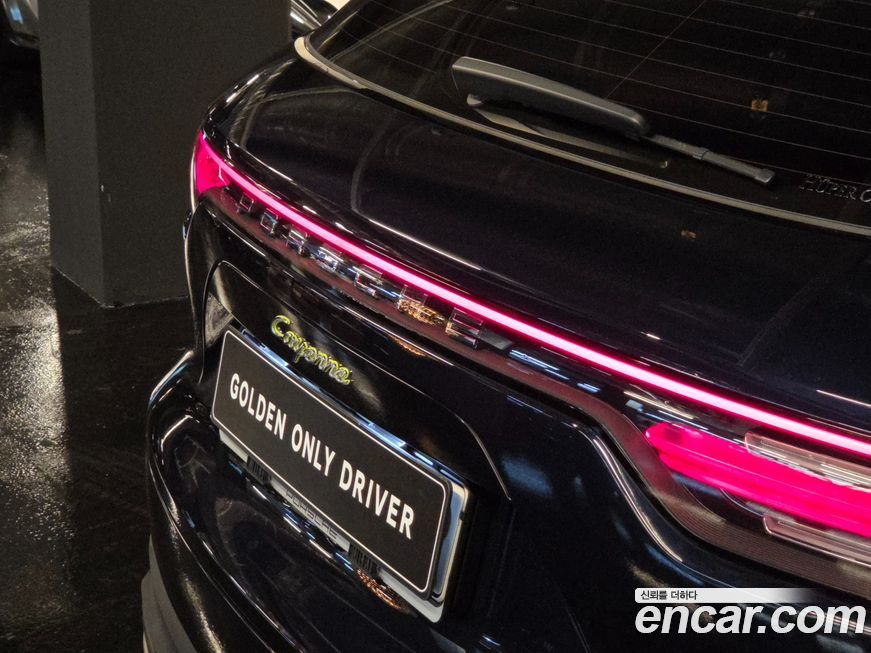 Porsche Cayenne 2021