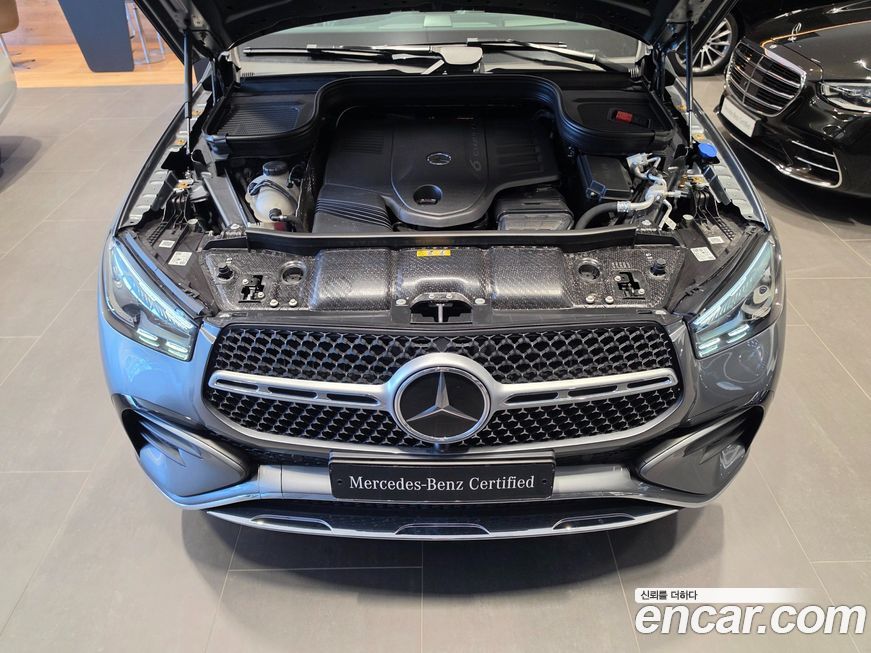 Mercedes-Benz GLE-Class 2025