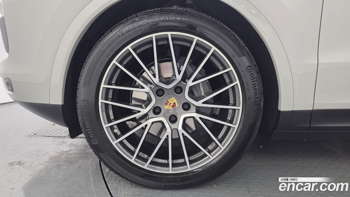 Porsche Cayenne 2023