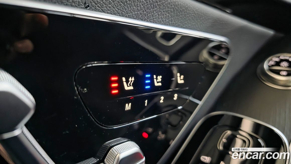 Mercedes-Benz S-Class 2025