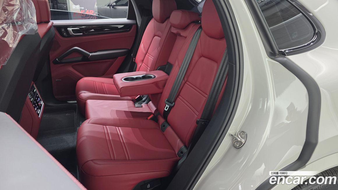 Porsche Cayenne 2023