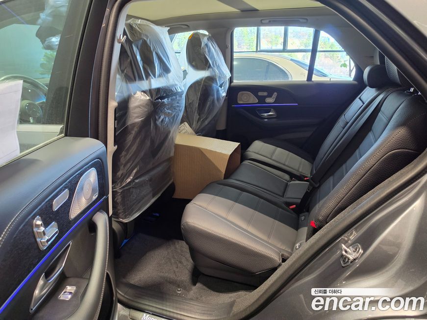 Mercedes-Benz GLE-Class 2025