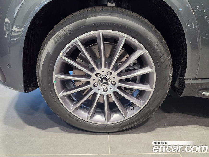 Mercedes-Benz GLE-Class 2025