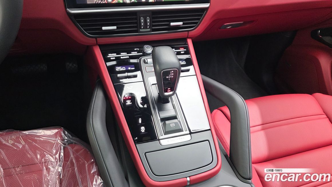 Porsche Cayenne 2023