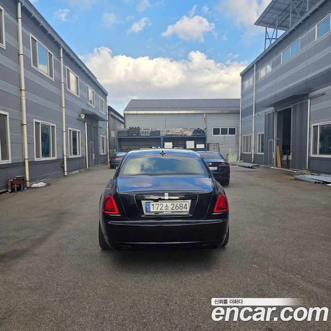 Rolls-Royce Ghost 2015