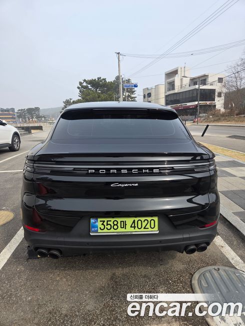 Porsche Cayenne 2025