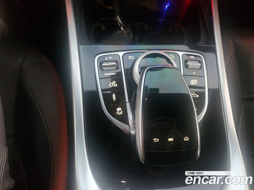 Mercedes-Benz G-Class 2021