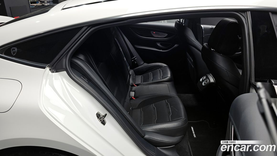 Mercedes-Benz AMG GT 2022