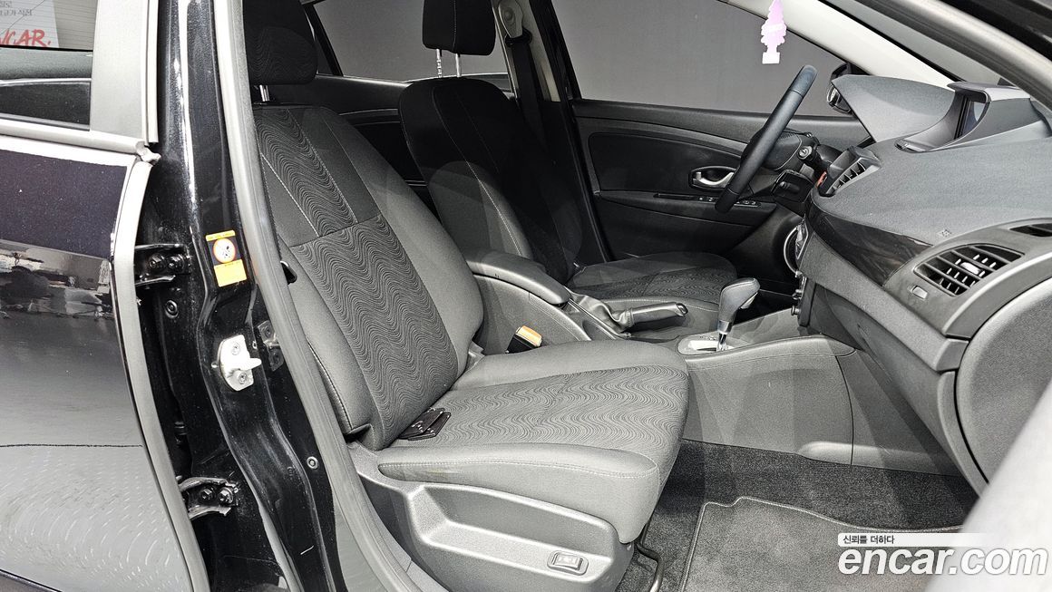 Renault-KoreaSamsung SM3 2014