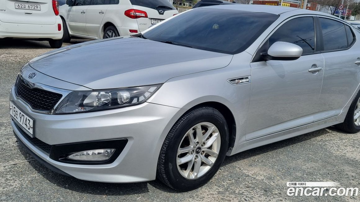 Kia K5 2011