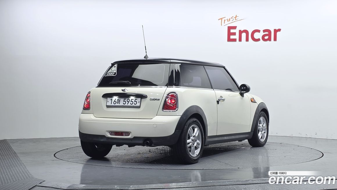 Mini Cooper 2011