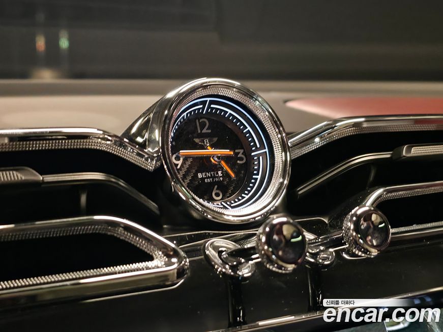 Bentley Bentayga 2021