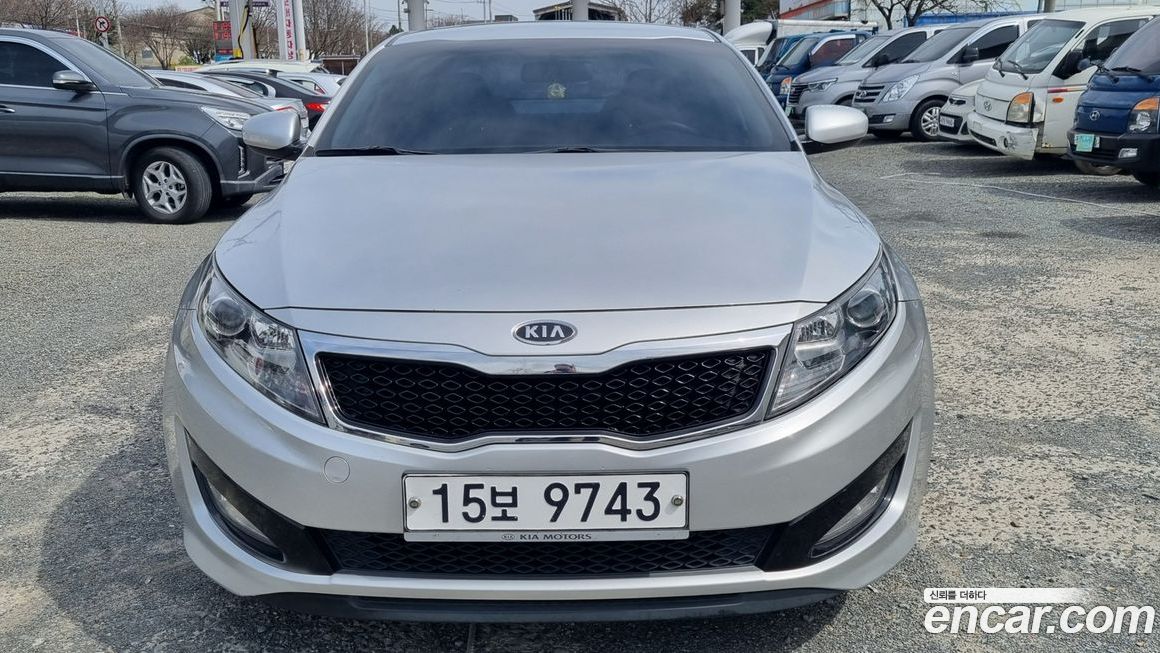 Kia K5 2011