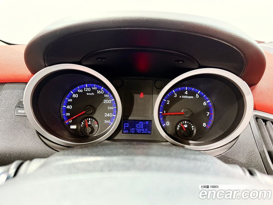 Hyundai Genesis 2010