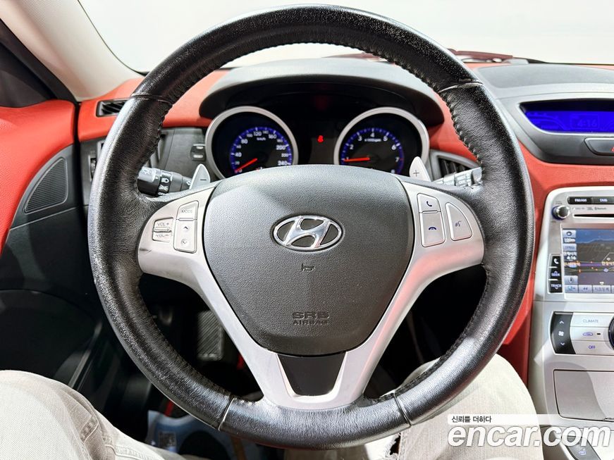 Hyundai Genesis 2010
