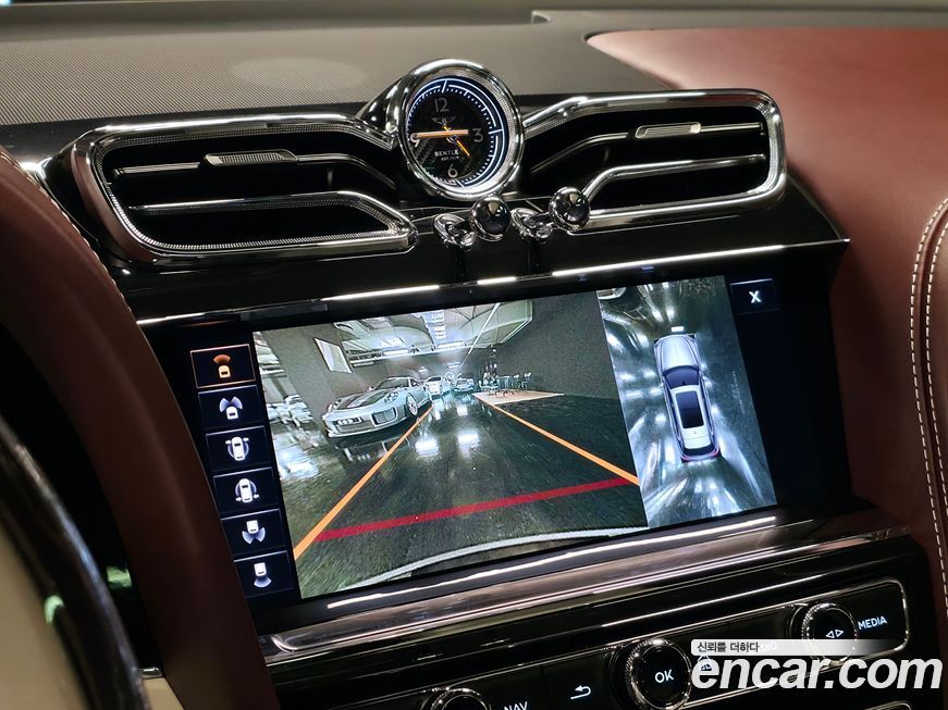 Bentley Bentayga 2021